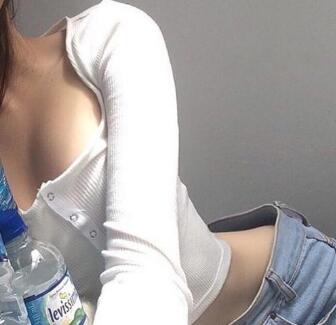 再深一点好不好宝贝 柳如烟只感觉自己整个人都软了