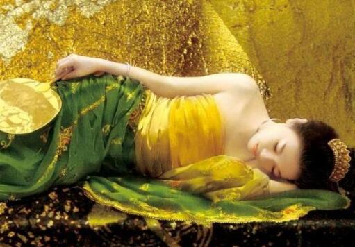 王爷低喘着在她体内释放 啊 啊将军 太深了hh 将军一挺腰就进去了