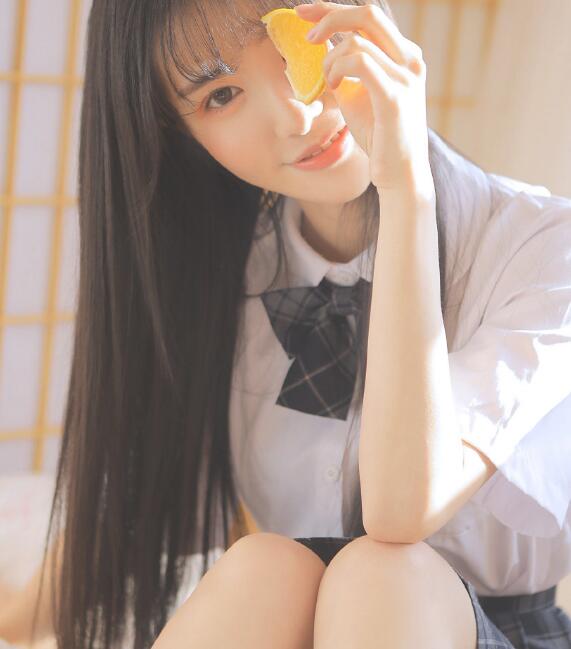 500短篇超污多肉推荐:男朋友半夜把我的腿打开了，帮我用手好不好