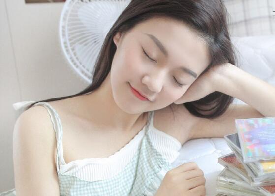 宝贝这么湿想要吗 好紧好爽再搔一点浪一点 	