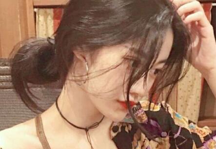 2020可爱女生微信说说 生活不能给你的甜，或许我可以