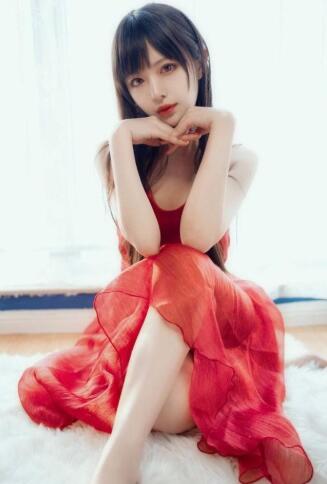 她越喊疼我越吸得使劲 宝贝儿好深边走楼梯边