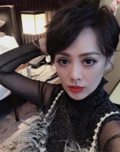 宁静改国籍怎么回事 宁静否认改国籍说了什么