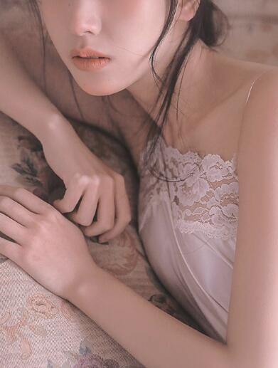 男主进入女主详细的描写片段 小东西你怎么能这么紧