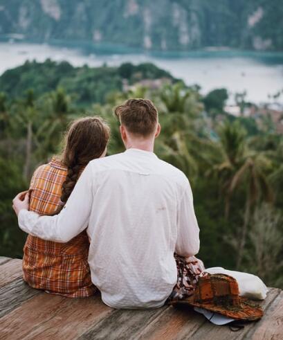 做一个受欢迎的人，其实是需要一些方法的，那如何让别人喜欢你呢?