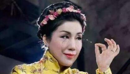 最长的睫毛 中国花仙子尤建霞吉破吉尼斯世界纪录