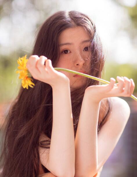 被进入的那一瞬间是什么感觉 高细节污文看到你发湿