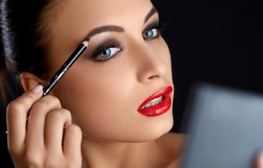 眉笔什么颜色好看自然  眉笔断了还能修复吗？