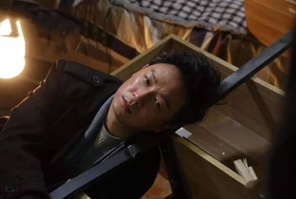 重生潘粤明饰演的关宏峰什么时候出场 让人更加期待白夜追凶2的到来