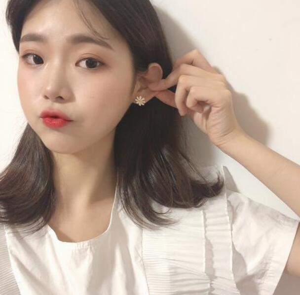 一晚上要了小姑娘三次 小东西你知道我多舒服