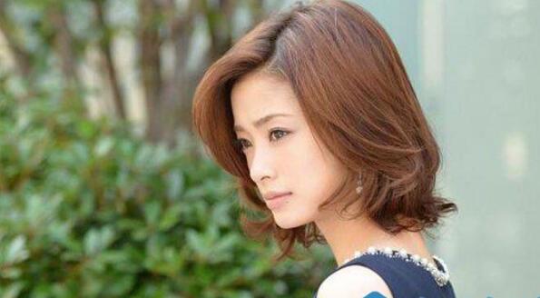 上户彩照片个人资料 上户彩情史被扒没想到丈夫是他