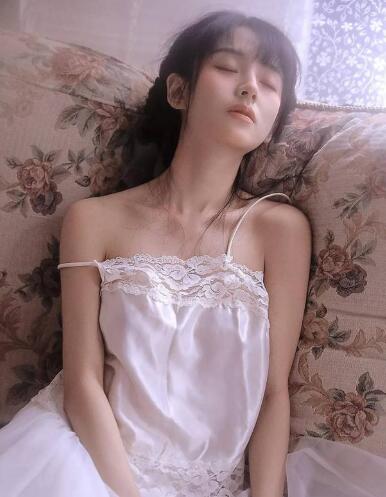 小sao货都湿掉了高h 坐起大腿痛根走一会不痛