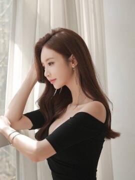 屁股翘进去舒服吗 做一次喷了六次水