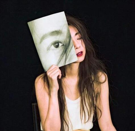 双子一半天使，一半恶魔。充满矛盾和冲突的魅力，又何尝不让人着迷？