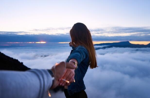 异地恋成功的三个条件有哪些?什么时候是分手高峰?