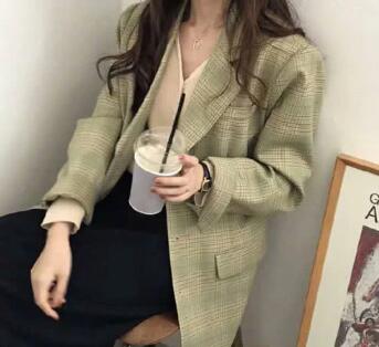 2020春季最新穿搭 撩人的轻熟风 变身优雅气质女神