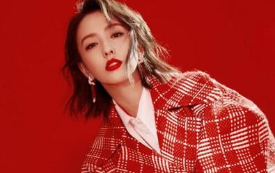 十二星座女孩心动了 想恋爱的暗示行为