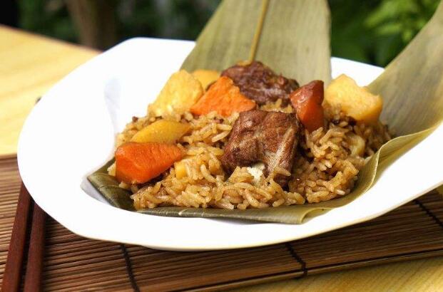 梦见吃饭梦到吃饭是什么意思？好不好？