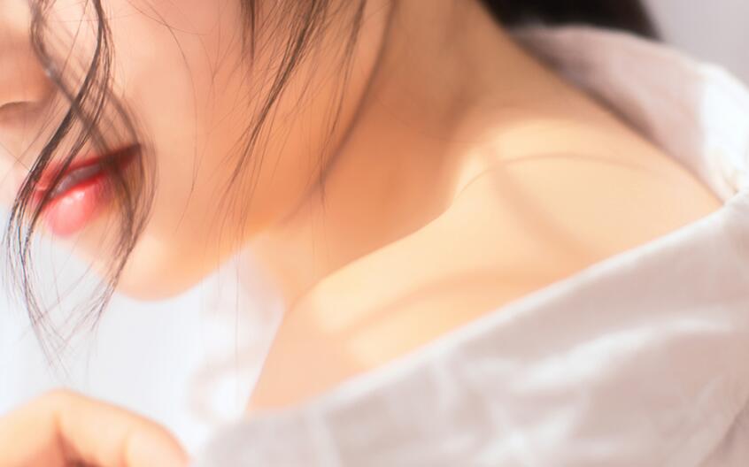 有点疼你慢点进太深了 第一次做羞羞的事情描述