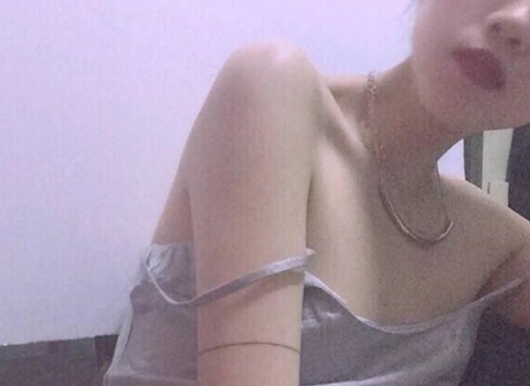 每晚都被他添的好多水 啊…啊,啊,快点用力 男朋友伸舌头进我下面