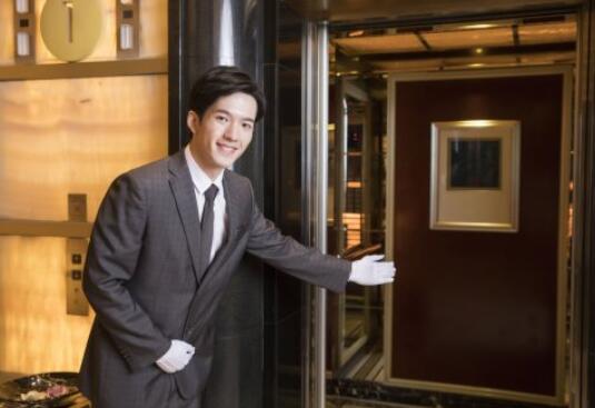 做梦梦到坐电梯代表什么？梦到电梯有什么涵义