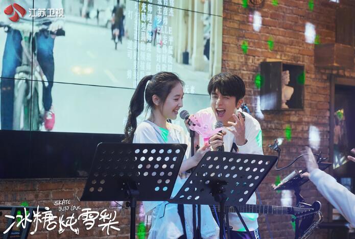 冰糖炖雪梨黎语冰与棠雪终于确定了恋爱关系 看得观众脸红心跳