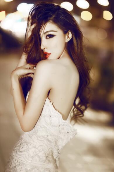 医生按着小豆豆快速抖动|医生用力舔别停 别舔那儿好酥好医生