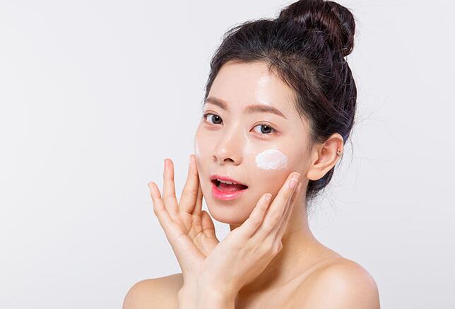 氨基酸洗面奶还有哪些区别于传统洗面奶的功效作用？