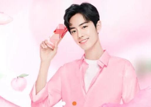 肖战回归复工！一天解锁两段广告新物料