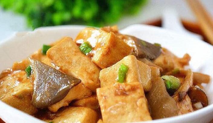 家常豆腐做好吃最简单   家常炖豆腐的简单做法