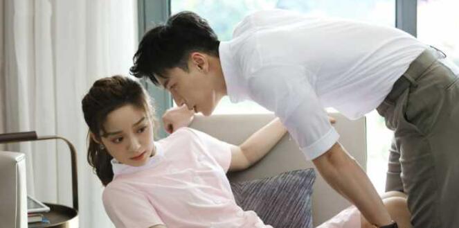 热播剧《楼下女友请签收》与原著有哪些改编 温小暖扮演者徐好资料