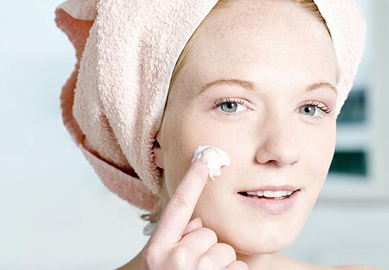 青春期毛孔粗大怎么办 改善毛孔粗大的小窍门