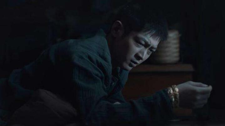 鬓边不是海棠红腊月红是好人还是坏人 鬓边不是海棠红腊月红结局