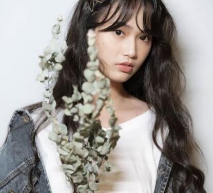 杨丞琳感叹忘记初恋感觉 陈立农被点名