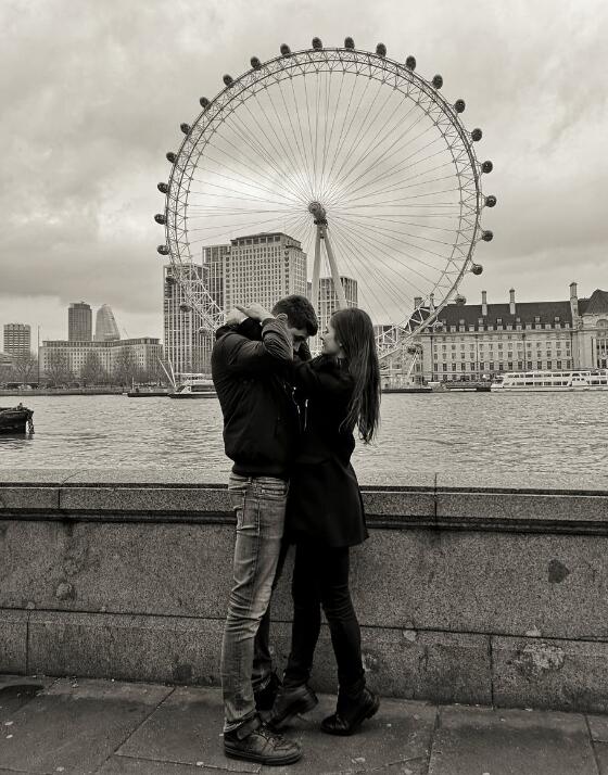 恋爱是一门很深奥的学问:刚开始追女生见面频率怎样把握