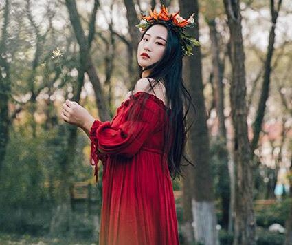 痛到心碎的短文 爱上闺蜜的男友怎么办 我们差点就在一起了