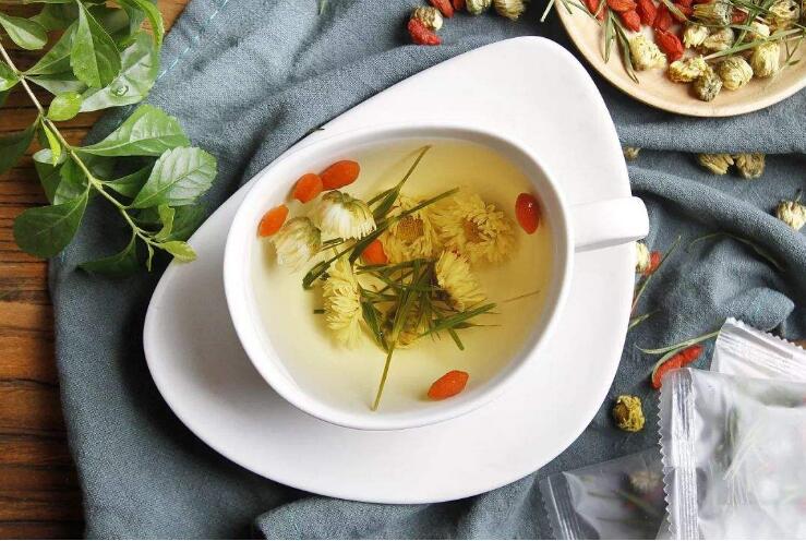 枸杞加什么最补肾壮阳，枸杞泡水喝的正确方法