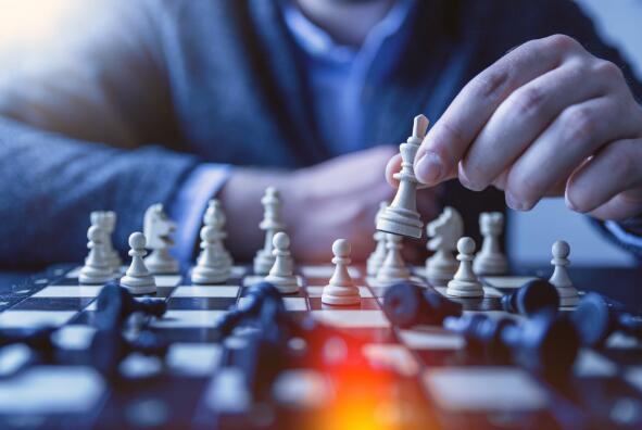 跟女孩子聊天小套路有哪些?去套路妹子，才会让妹子对你印象更加深刻