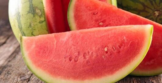 夏季防中暑吃什么水果呢？夏季预防中暑的方法