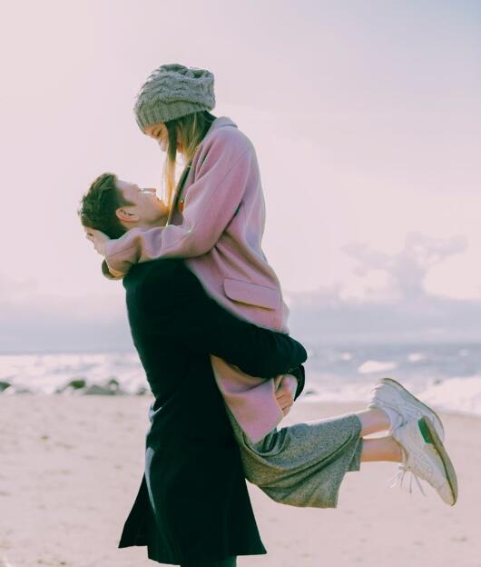 被喜欢的男生表白回复 如何委婉的答应别人的表白