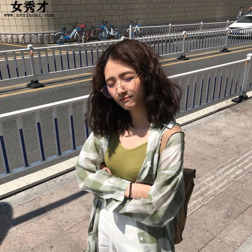 男朋友和他的好兄弟一起上我,爸爸的秘书