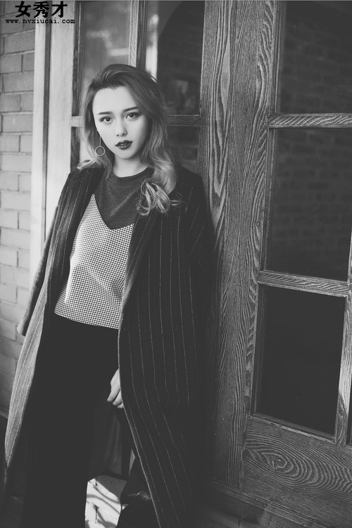 在女朋友面前和闺蜜做,蔷薇花的藤