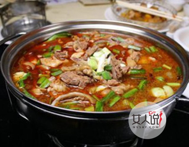 神厨小助手：味道鲜美的羊肉火锅做法大盘点