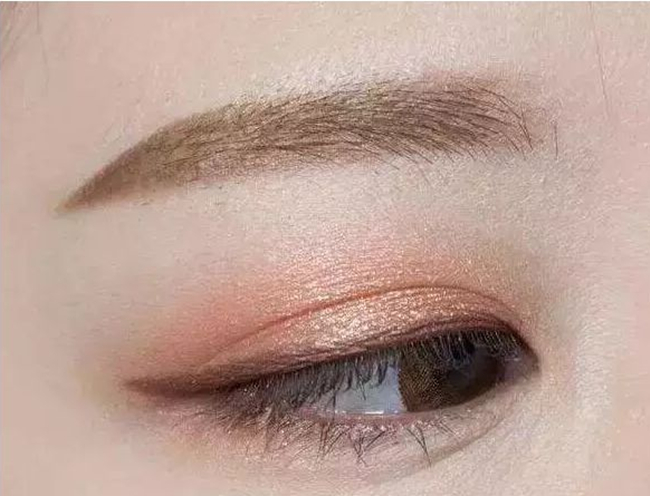 玛丽黛佳睫毛膏产品测评 睫毛纤长根根分明告别蟑螂腿