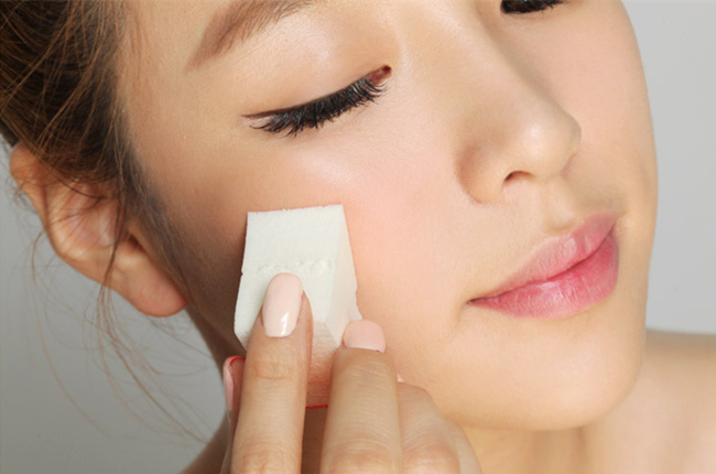 如何化猫眼妆最简单 7步骤教你画出神秘感猫眼妆