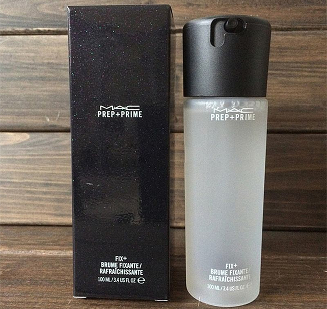 mac定妆喷雾好用吗? 干皮的最爱定妆不怕卡粉水润嘭嘭