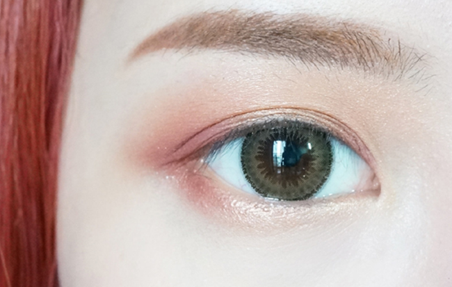 pony眼影好用吗 四色眼影试色效果图!一起来拔草