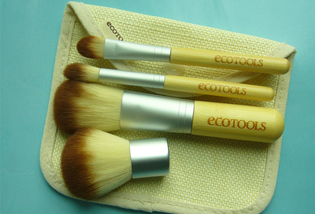 化妆刷什么牌子好 手残党也变化妆达人！因为我有他们