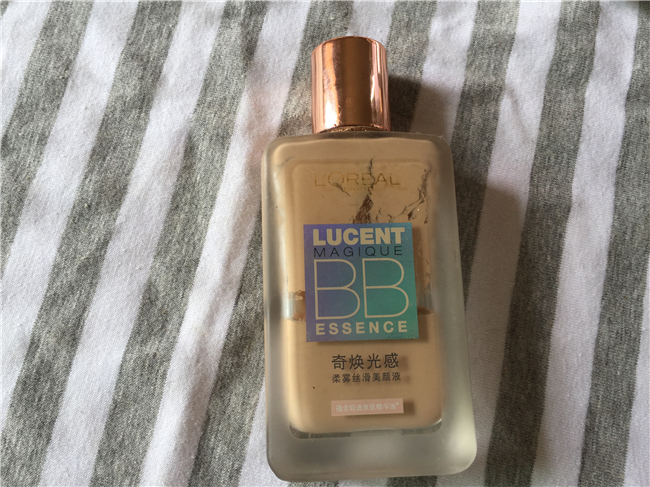 粉底液和bb霜的区别 遮瑕度与妆效哪款自然好看