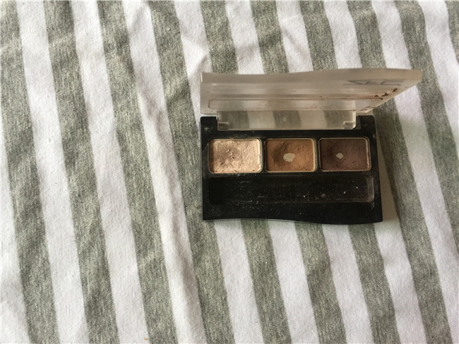 最适合学生党的妆容 简单易学的淡雅妆容学生也要好气色